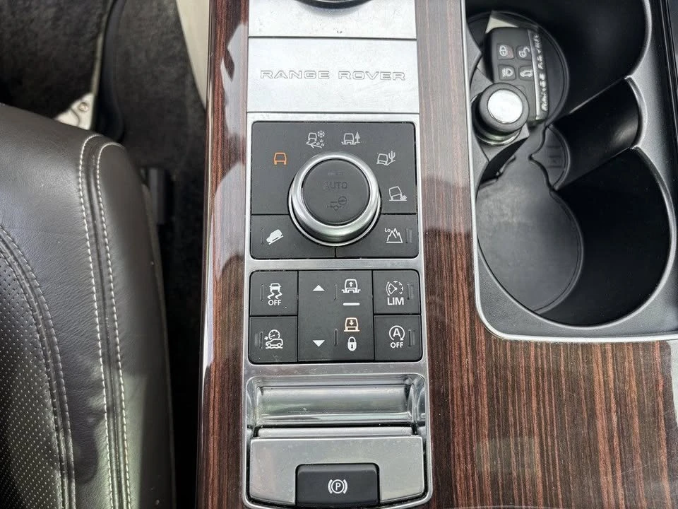 2017 Land Rover Range Rover L405 - Image 16 of 20