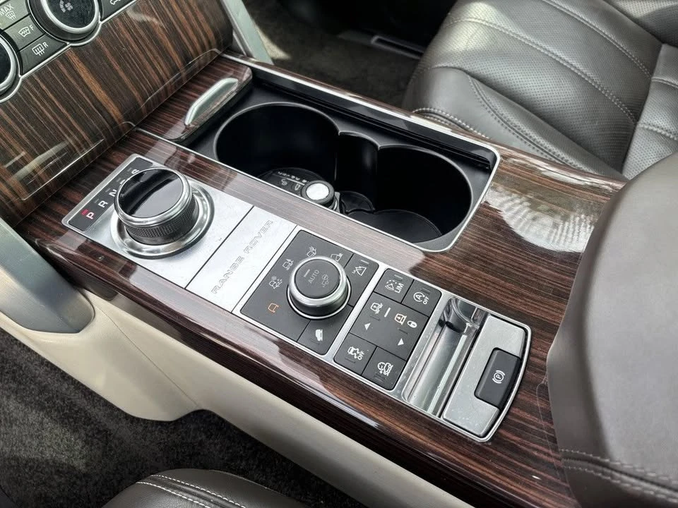 2017 Land Rover Range Rover L405 - Image 14 of 20
