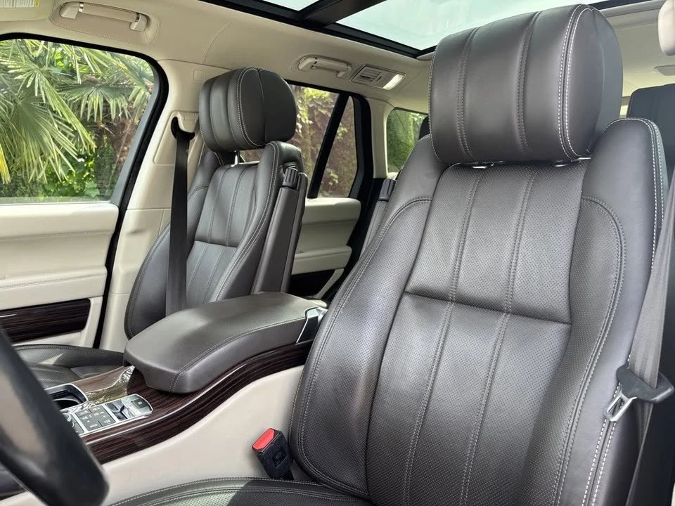 2017 Land Rover Range Rover L405 - Image 9 of 20