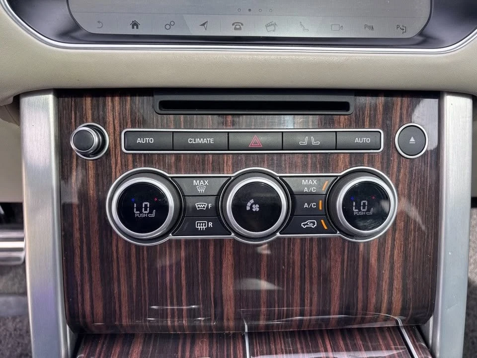2017 Land Rover Range Rover L405 - Image 13 of 20