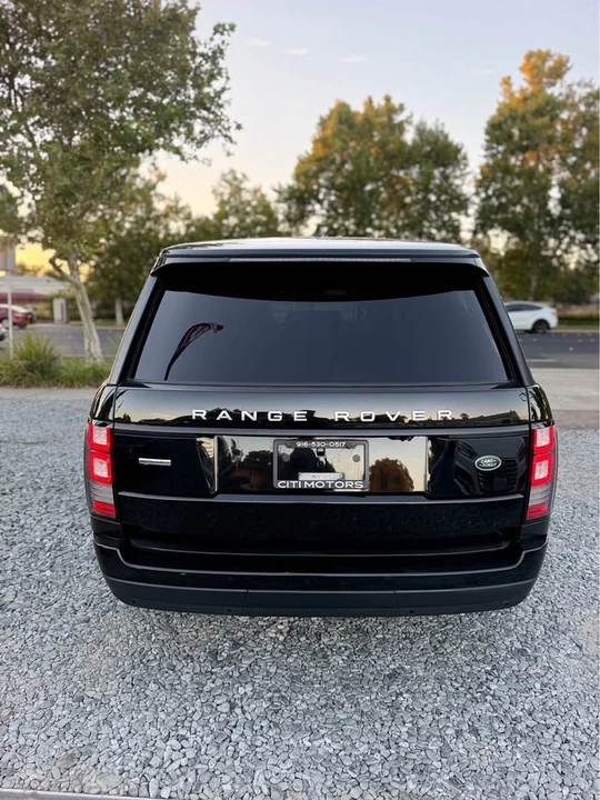 2017 Land Rover Range Rover L405 - Image 6 of 11