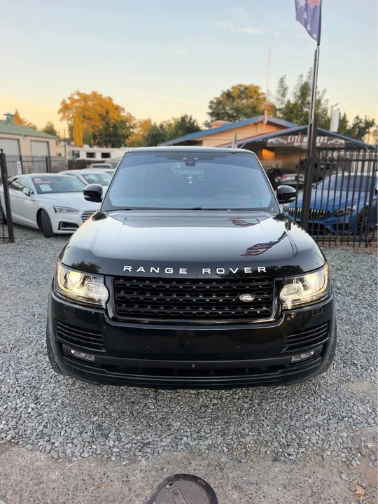 2017 Land Rover Range Rover L405 - Image 3 of 11