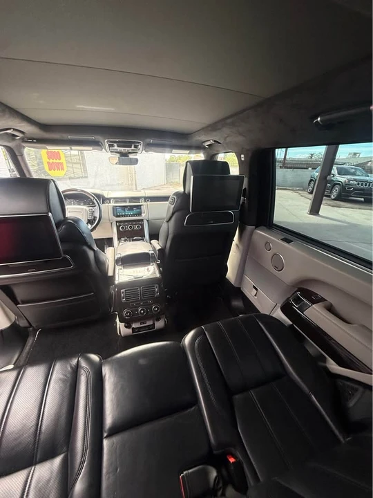 2017 Land Rover Range Rover L405 - Image 9 of 10