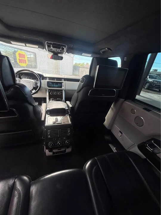 2017 Land Rover Range Rover L405 - Image 7 of 10