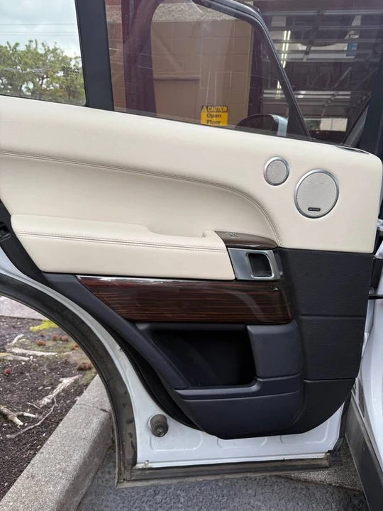 2017 Land Rover Range Rover L405 - Image 12 of 24