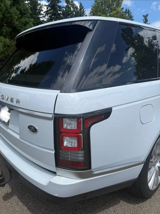 2017 Land Rover Range Rover L405 - Image 6 of 24