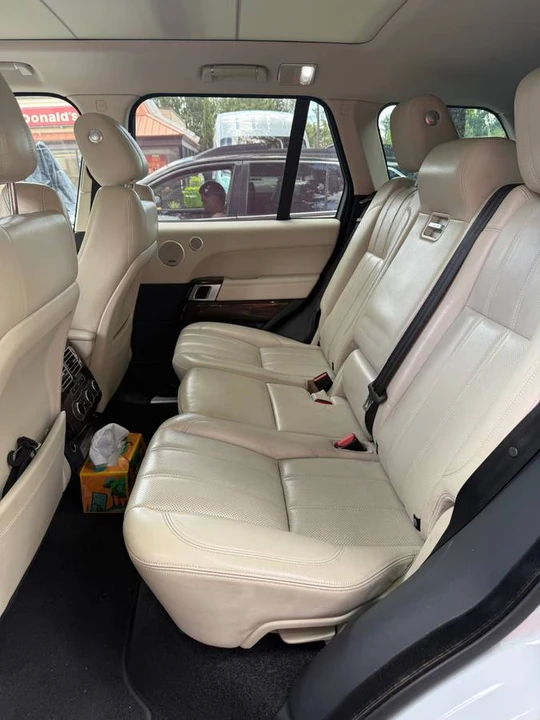 2017 Land Rover Range Rover L405 - Image 14 of 24