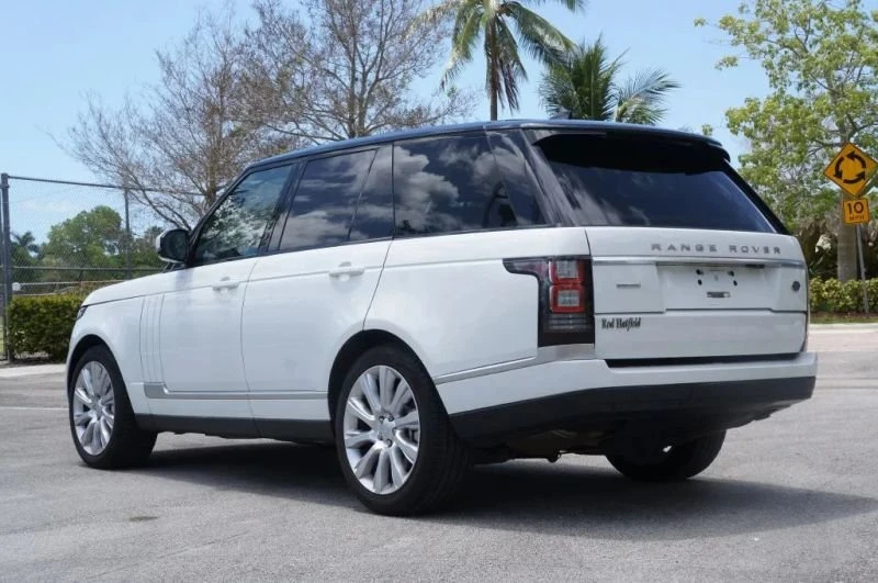 2017 Land Rover Range Rover L405 - Image 5 of 20