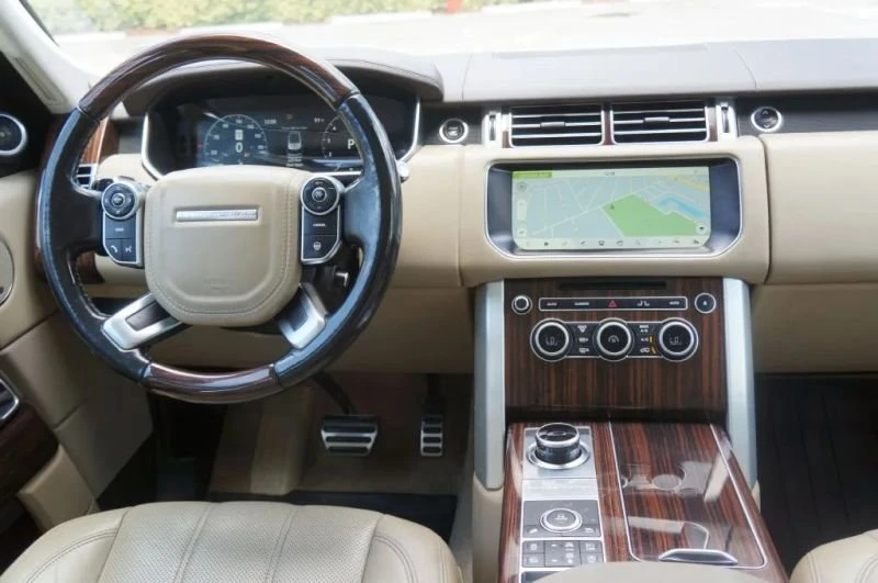 2017 Land Rover Range Rover L405 - Image 16 of 20