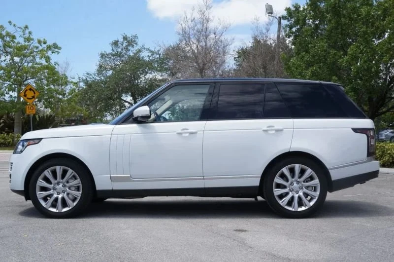 2017 Land Rover Range Rover L405 - Image 4 of 20