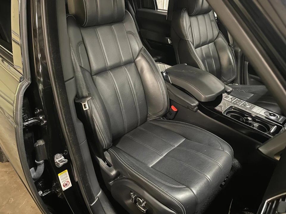 2017 Land Rover Range Rover L405 - Image 14 of 23