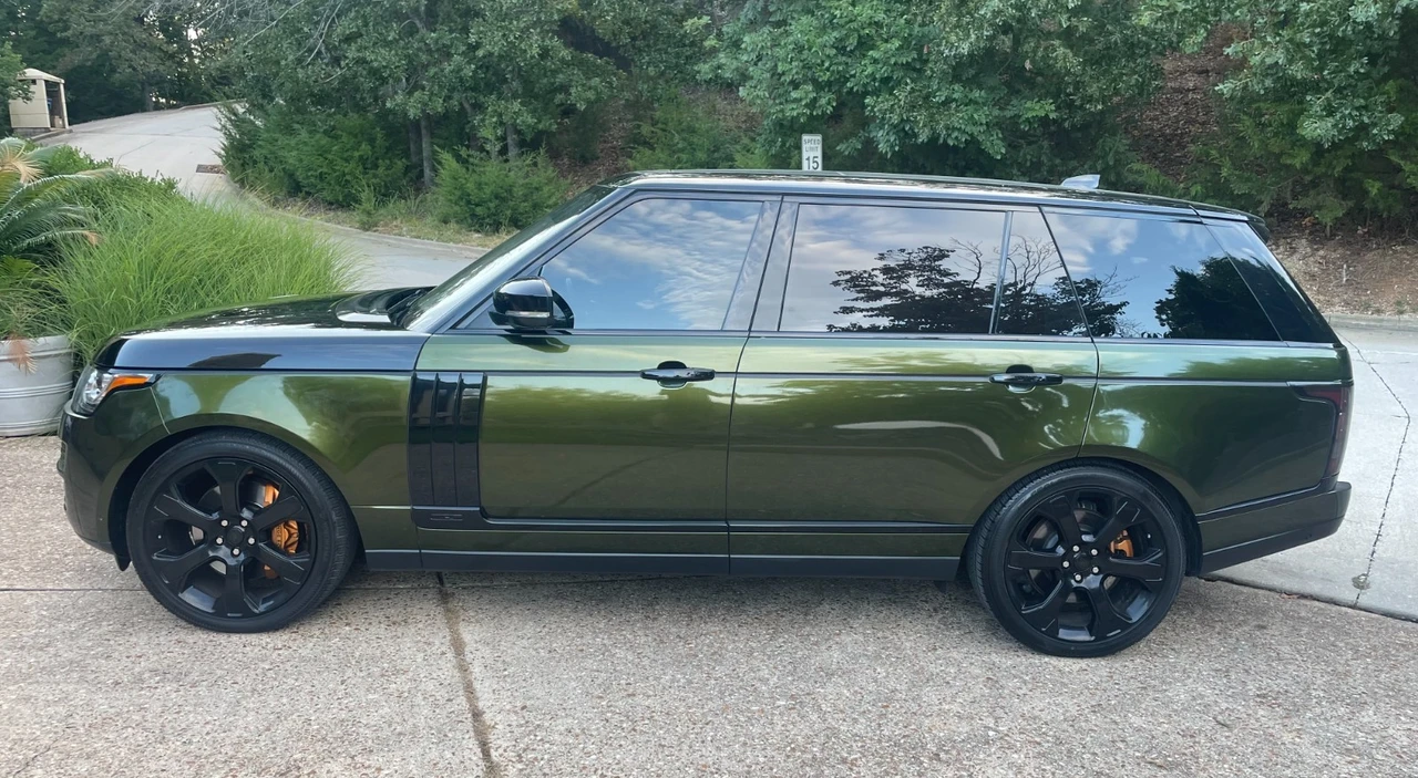 2017 Land Rover Range Rover L405 - Image 2 of 23