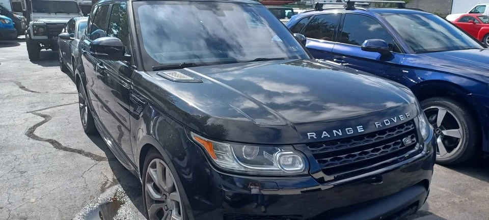 2017 Land Rover Range Rover L405 - Image 2 of 10