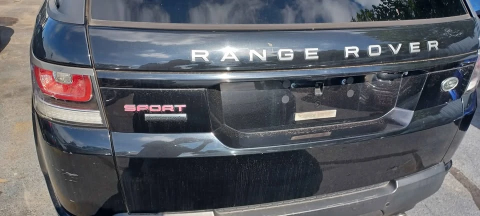 2017 Land Rover Range Rover L405 - Image 6 of 10
