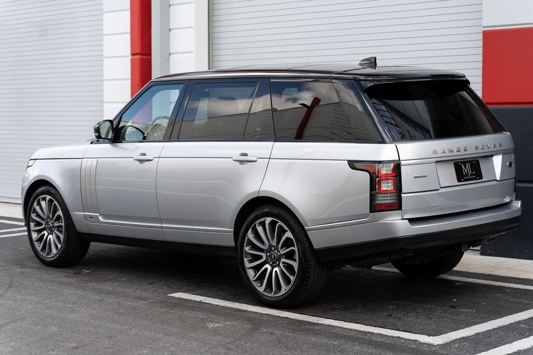 2017 Land Rover Range Rover L405 - Image 14 of 31