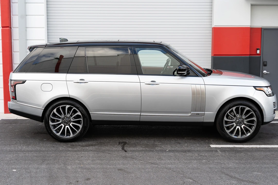2017 Land Rover Range Rover L405 - Image 27 of 31