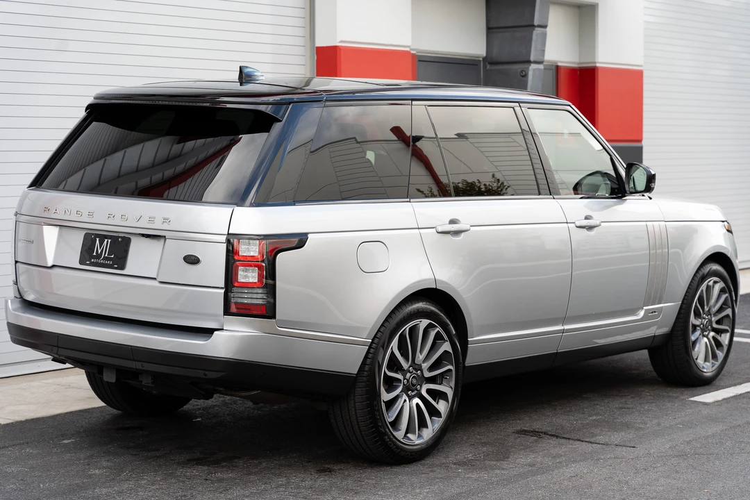 2017 Land Rover Range Rover L405 - Image 24 of 31