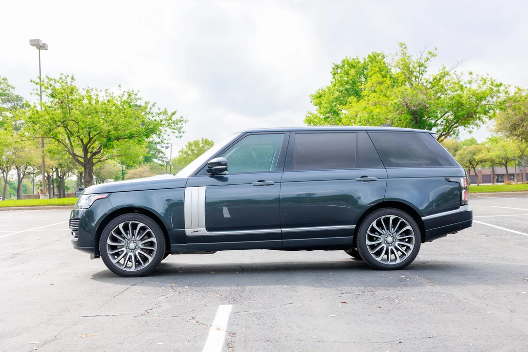2017 Land Rover Range Rover L405 - Image 10 of 31