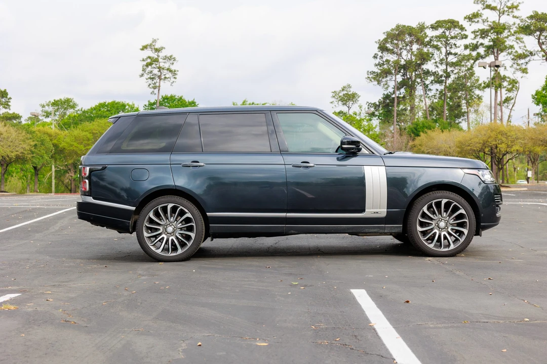 2017 Land Rover Range Rover L405 - Image 19 of 31
