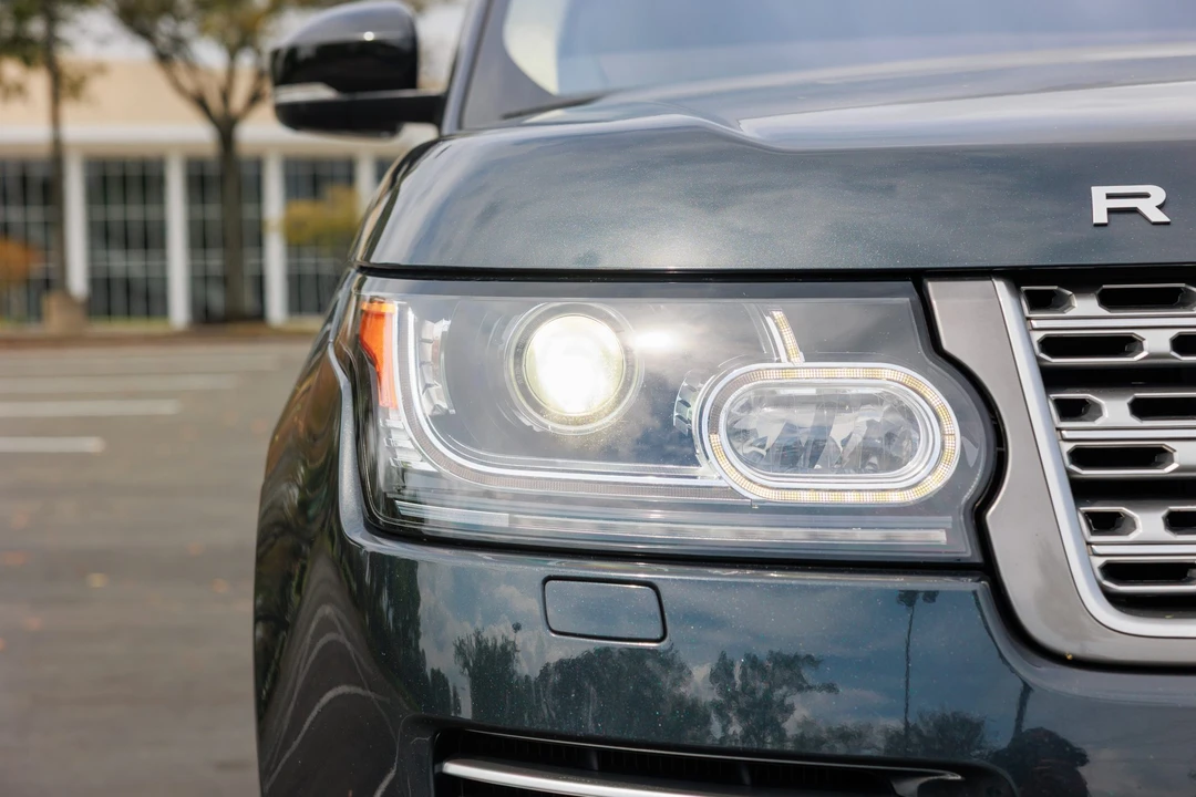 2017 Land Rover Range Rover L405 - Image 26 of 31