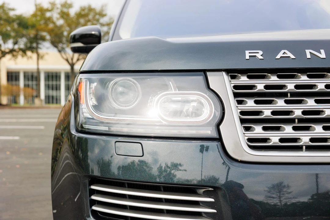 2017 Land Rover Range Rover L405 - Image 25 of 31