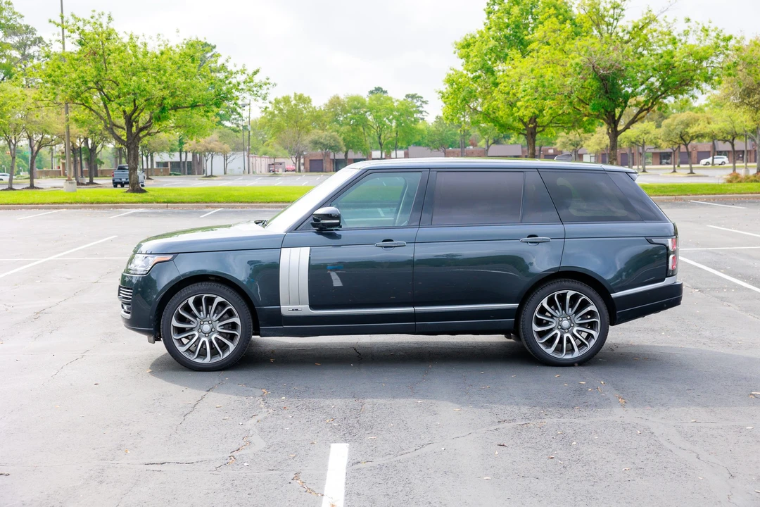 2017 Land Rover Range Rover L405 - Image 9 of 31