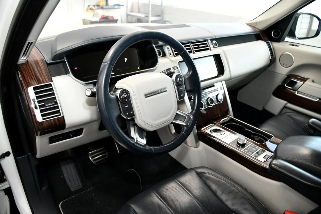 2017 Land Rover Range Rover L405 - Image 18 of 21