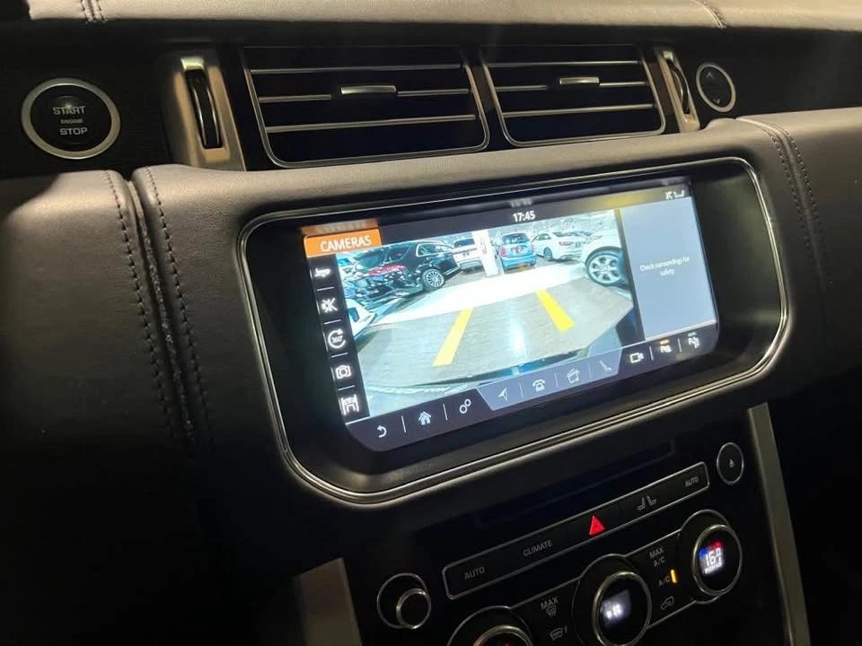 2017 Land Rover Range Rover L405 - Image 10 of 20