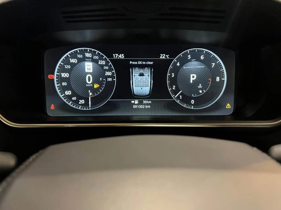 2017 Land Rover Range Rover L405 - Image 9 of 20