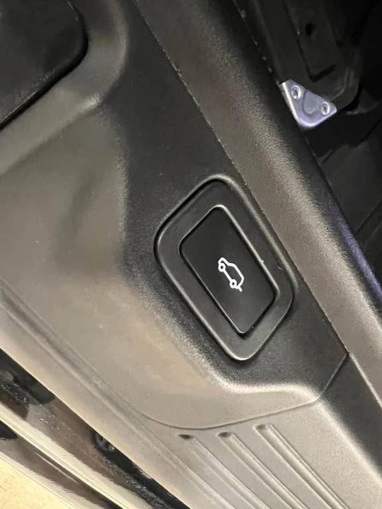 2017 Land Rover Range Rover L405 - Image 20 of 20