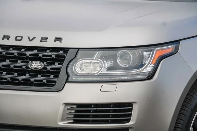2017 Land Rover Range Rover L405 - Image 8 of 12