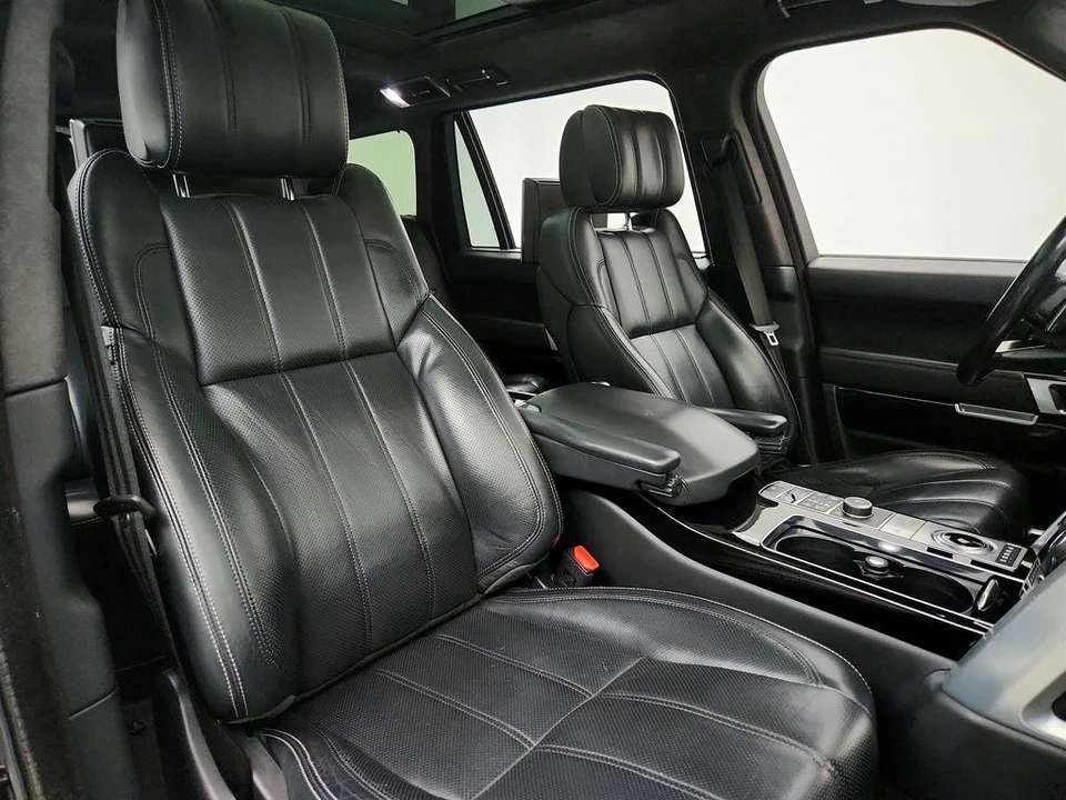 2017 Land Rover Range Rover L405 - Image 27 of 31