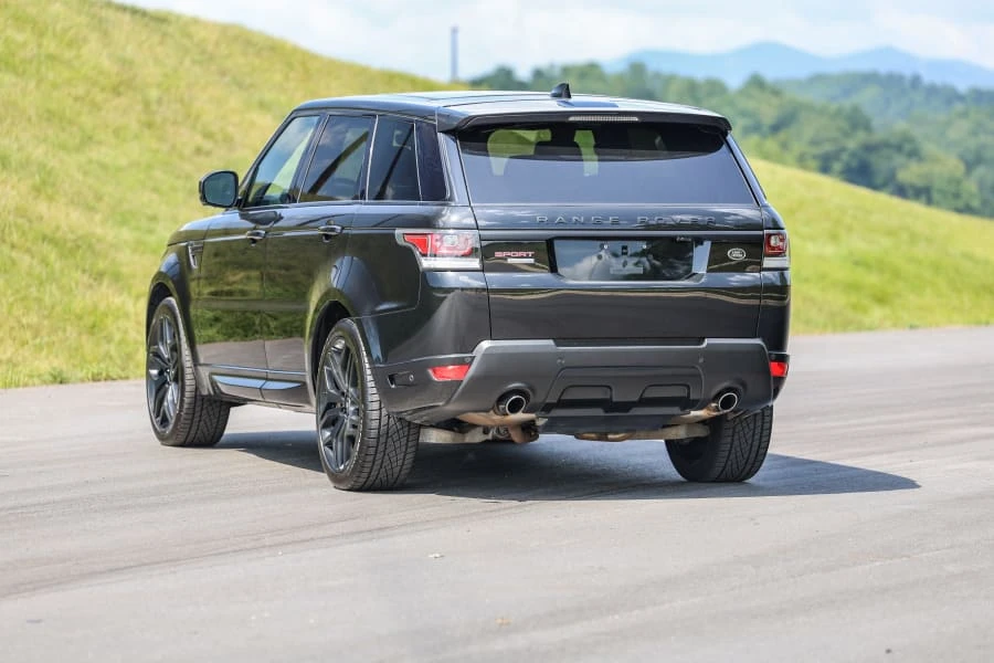 2017 Land Rover Range Rover L405 - Image 8 of 31
