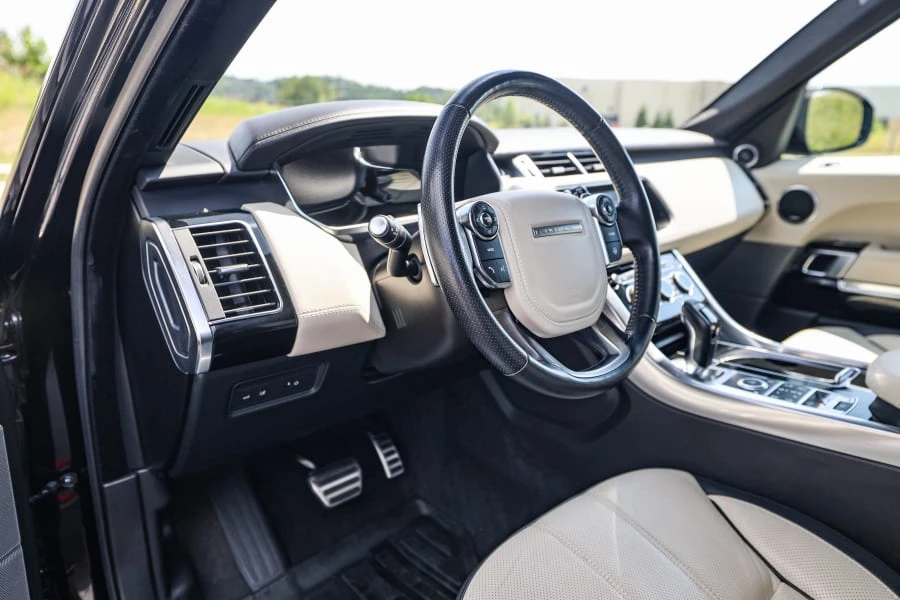 2017 Land Rover Range Rover L405 - Image 26 of 31