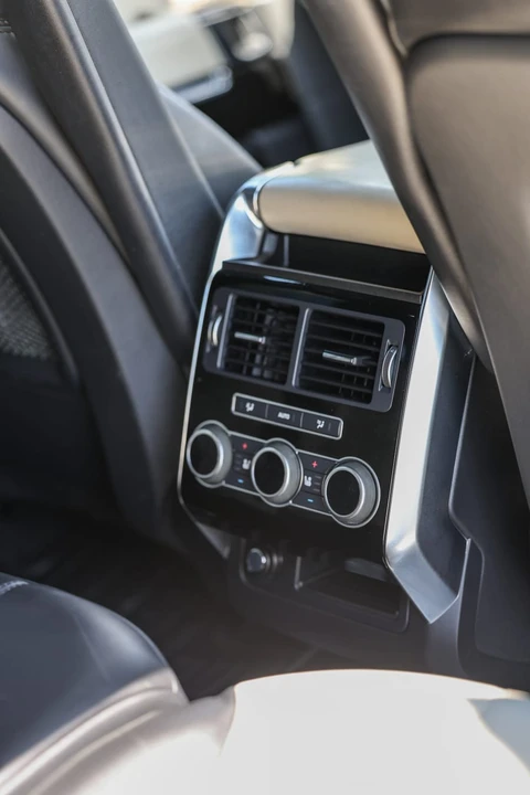 2017 Land Rover Range Rover L405 - Image 29 of 31