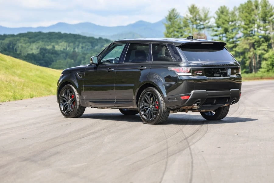 2017 Land Rover Range Rover L405 - Image 11 of 31
