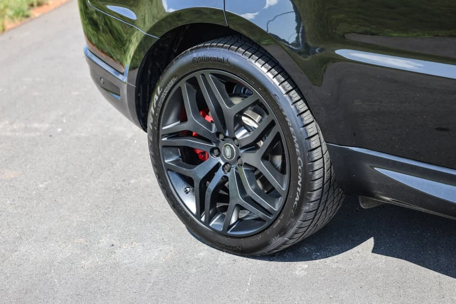 2017 Land Rover Range Rover L405 - Image 17 of 31