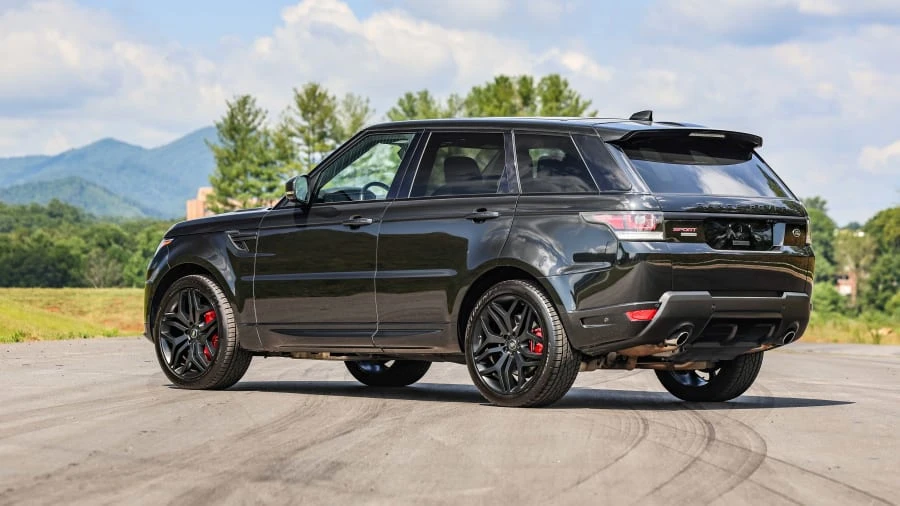 2017 Land Rover Range Rover L405 - Image 2 of 31