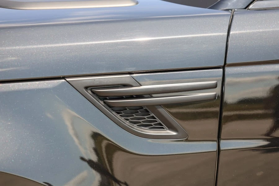 2017 Land Rover Range Rover L405 - Image 13 of 31