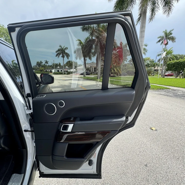 2017 Land Rover Range Rover L405 - Image 15 of 31