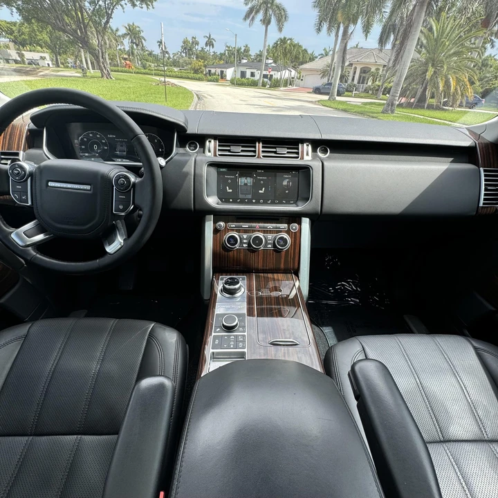 2017 Land Rover Range Rover L405 - Image 26 of 31
