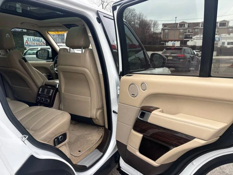 2017 Land Rover Range Rover L405 - Image 9 of 12