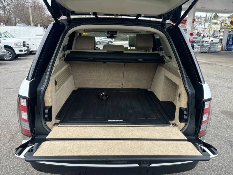 2017 Land Rover Range Rover L405 - Image 11 of 12