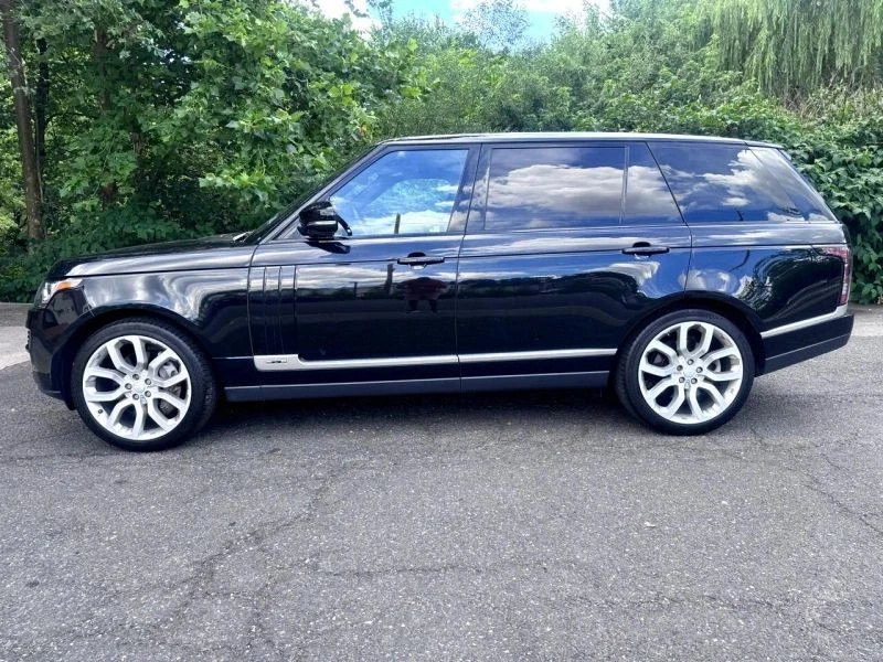 2017 Land Rover Range Rover L405 - Image 4 of 12