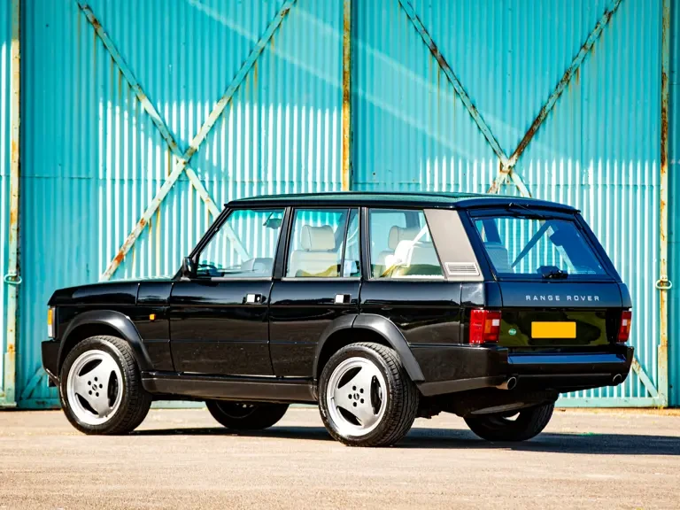 2017 Land Rover Range Rover L405 - Image 3 of 31