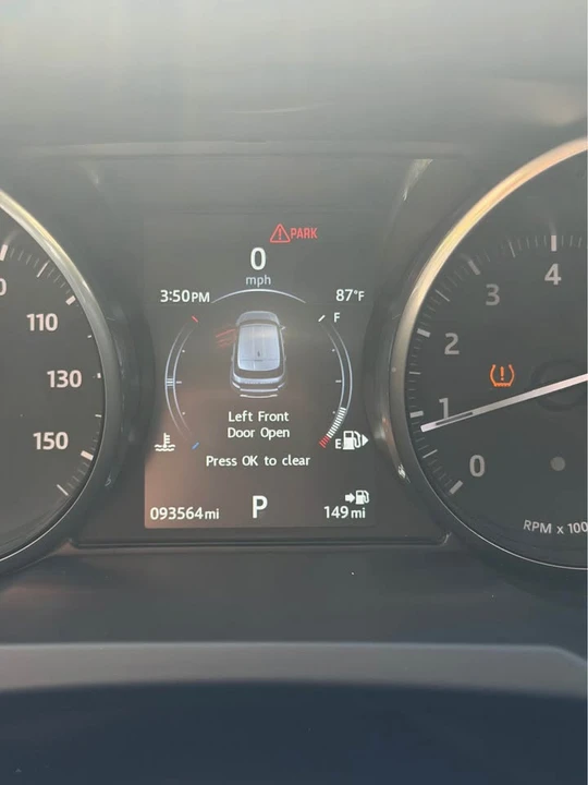 2017 Land Rover Range Rover Evoque 1st Gen - Image 9 of 10