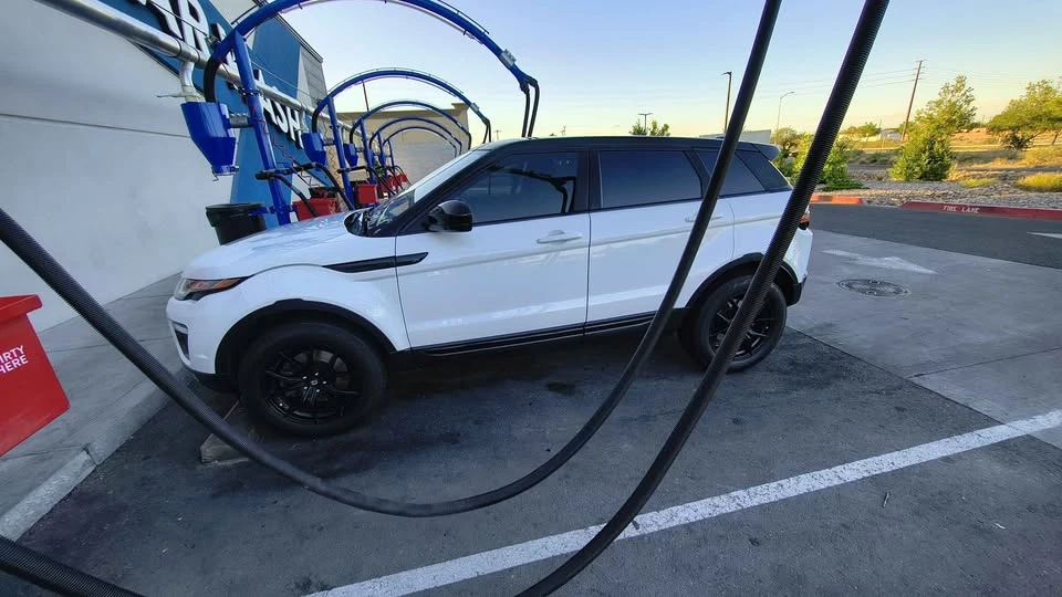 2017 Land Rover Range Rover Evoque 1st Gen - Image 19 of 20