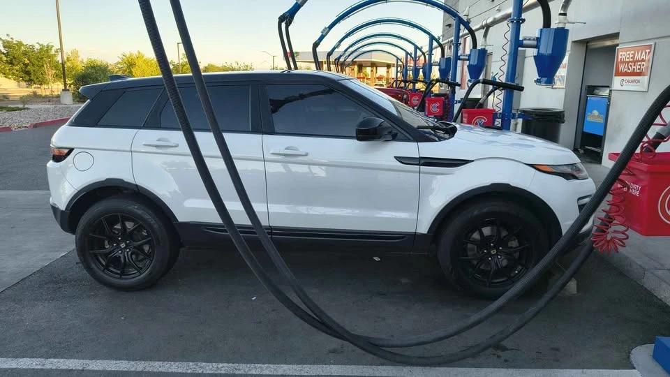 2017 Land Rover Range Rover Evoque 1st Gen - Image 4 of 20