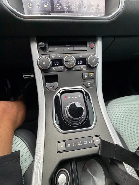 2017 Land Rover Range Rover Evoque 1st Gen - Image 11 of 20