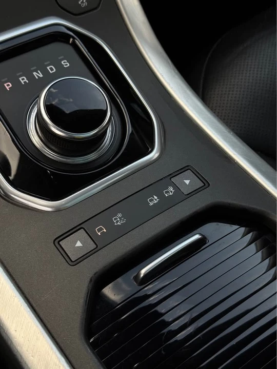 2017 Land Rover Range Rover Evoque 1st Gen - Image 14 of 18